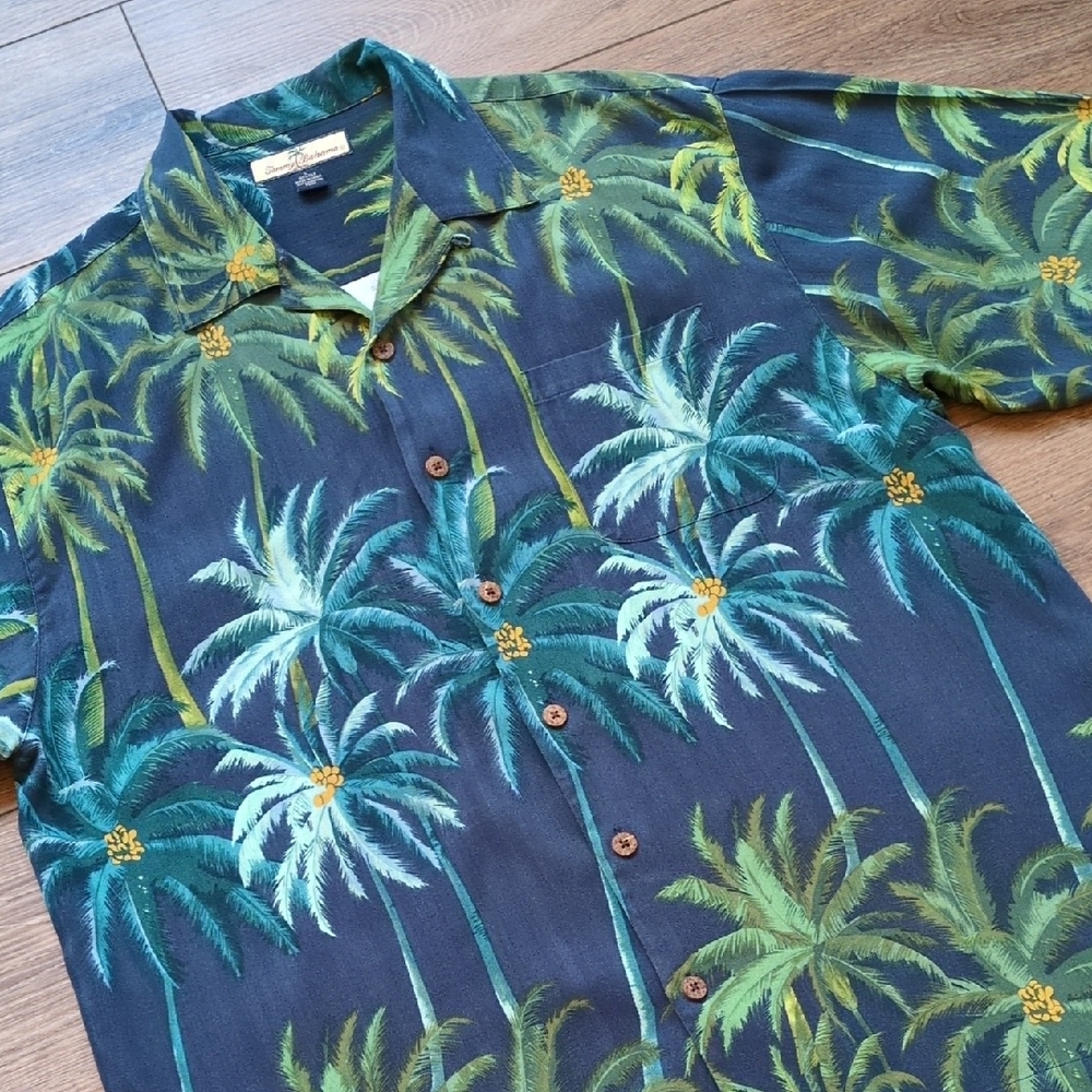 Tommy Bahama 100% Silk Hawaiian Short Sleeve Shirt - Navy Tropical Palm Trees L